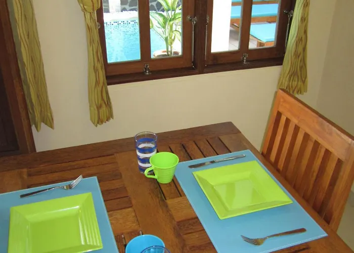 Oasis 3* Lovina (Bali)